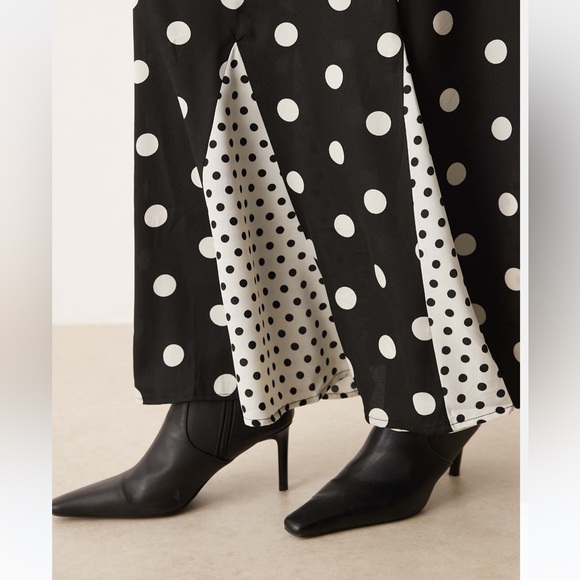 ASOS DESIGN
Mixed Polka Dot print Maxi Skirt - Picture 5 of 8